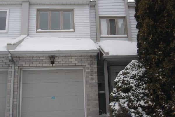 House sit in Pointe-Claire, QC, Canada