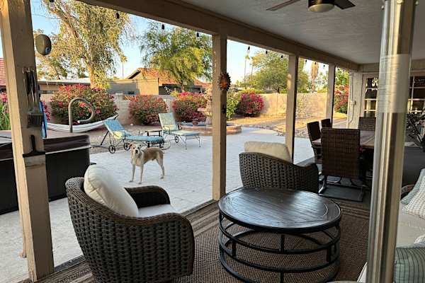 House sit in Phoenix, AZ, US