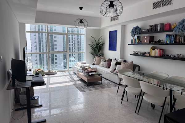 House sit in Abu Dhabi, United Arab Emirates