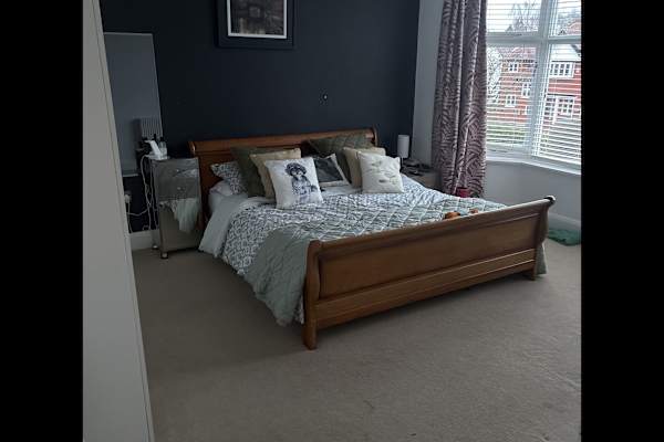 House sit in Bramhall, United Kingdom