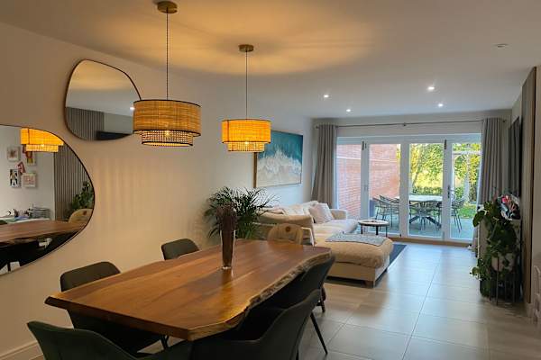 House sit in Brentwood, United Kingdom