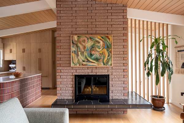 House sit in Victoria, BC, Canada