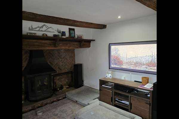 House sit in Hale, United Kingdom