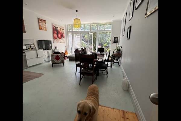 House sit in Melbourne, VIC, Australia