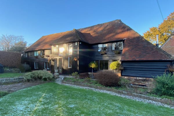 House sit in Newick, United Kingdom