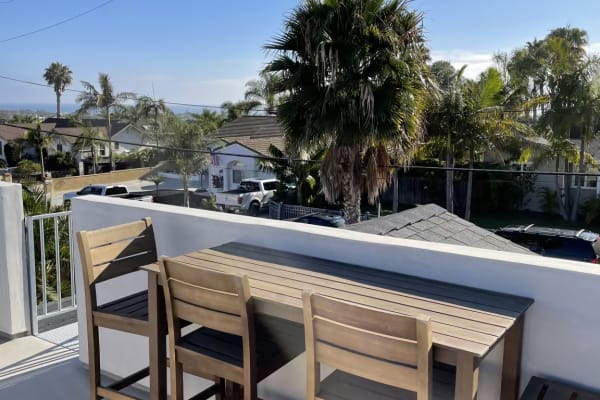 House sit in Carlsbad, CA, US