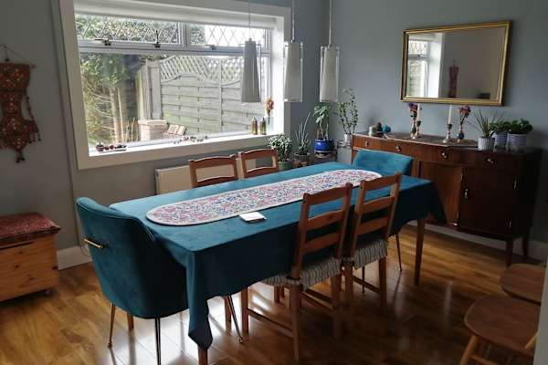 House sit in Kirknewton, United Kingdom