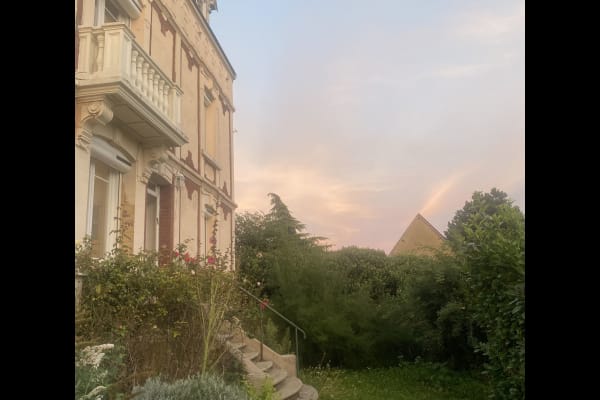 House sit in Rouen, France