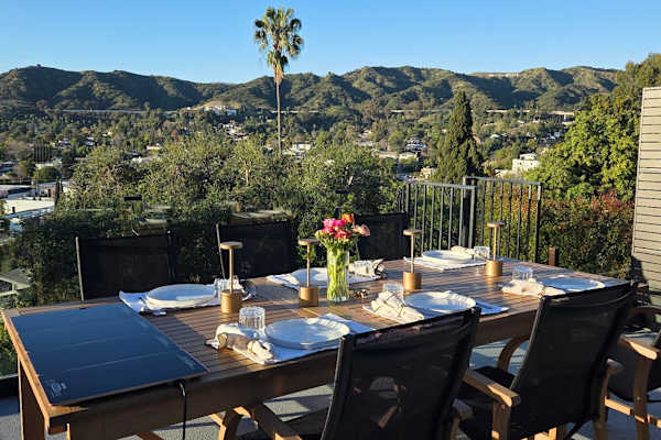 House sit in Eagle Rock, CA, US