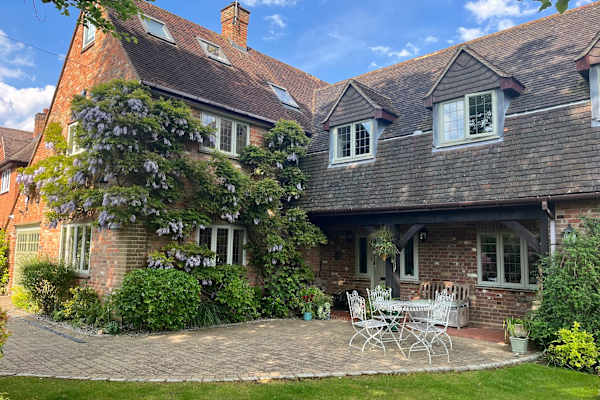 House sit in Beaconsfield, United Kingdom