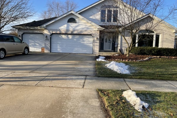 House sit in Mokena, IL, US