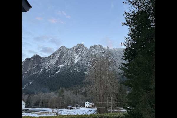 House sit in Snoqualmie, WA, US