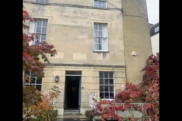 House sit in Bristol, United Kingdom