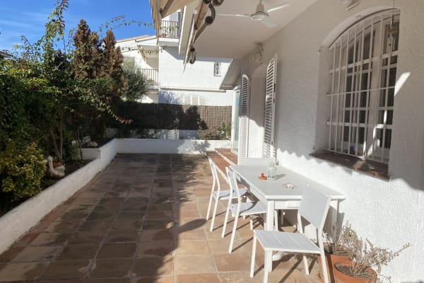 House sit in Sitges, Spain