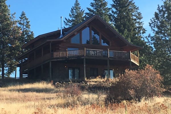 House sit in Moyie Springs, ID, US