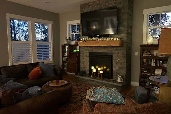 House sit in Asheville, NC, US