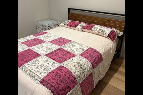 House sit in Melbourne, VIC, Australia