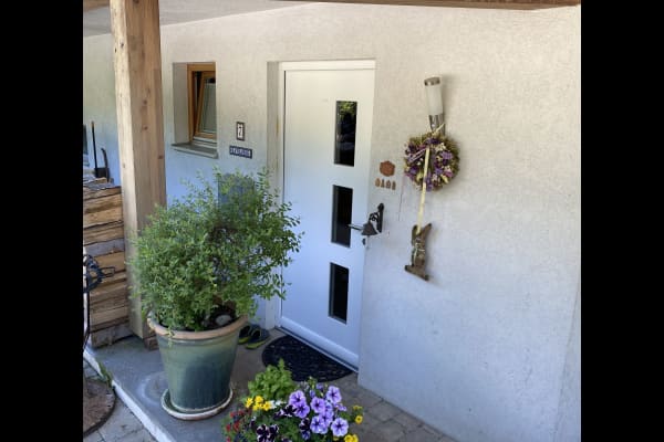 House sit in Tullnerbach-Lawies, Austria