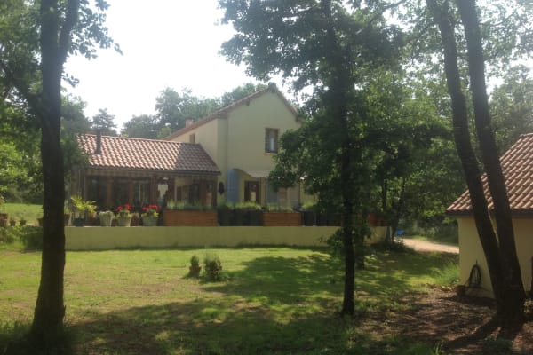 House sit in Varaignes, France