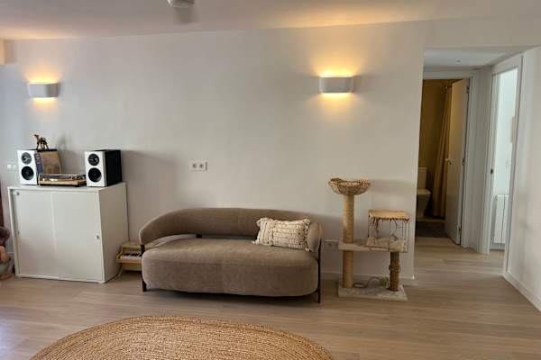 House sit in San Lorenzo de El Escorial, Spain