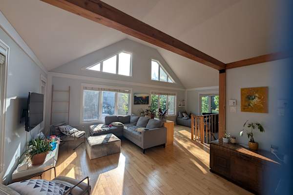 House sit in Beaupré, QC, Canada