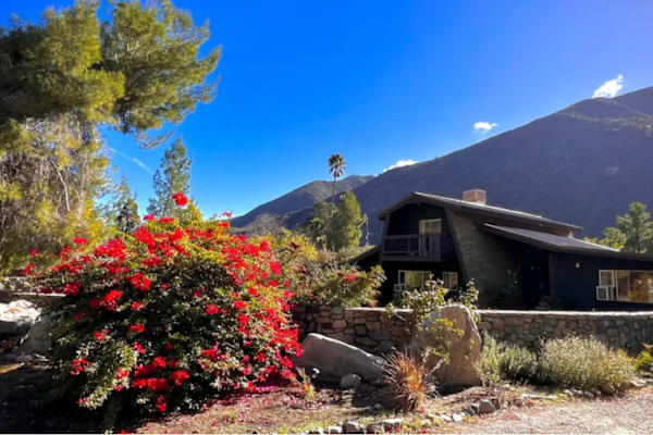 House sit in Ojai, CA, US
