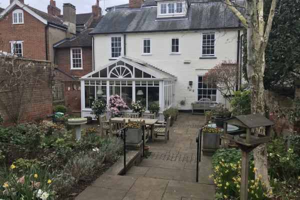 House sit in Woodbridge, United Kingdom