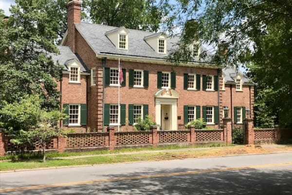 House sit in Laurinburg, NC, US