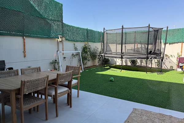 House sit in Abu Dhabi, United Arab Emirates