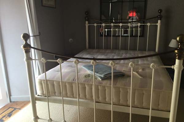 House sit in Holt, United Kingdom