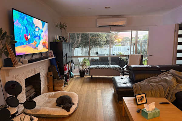 House sit in Frankston East, VIC, Australia