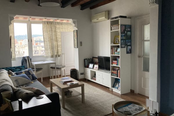 House sit in Barcelona, Spain