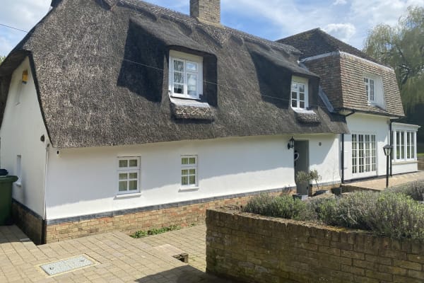 House sit in Abbotsley, United Kingdom