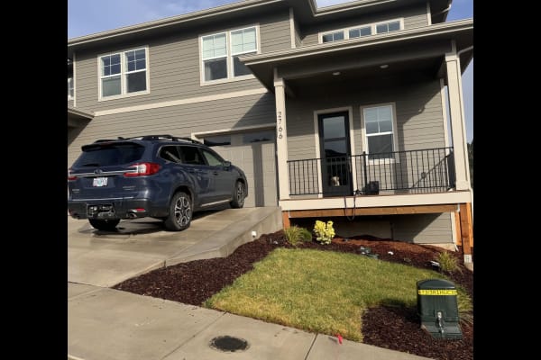 House sit in Corvallis, OR, US