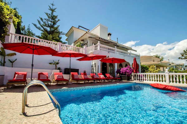 House sit in Puerto Banús, Spain