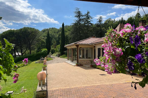 House sit in Penne-d’Agenais, France