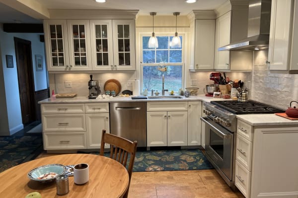 House sit in Canton, CT, US