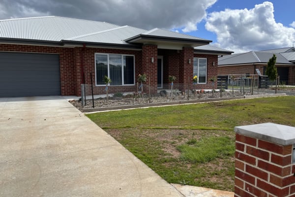 House sit in Kyneton, VIC, Australia