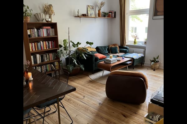 House sit in Berlin, Germany