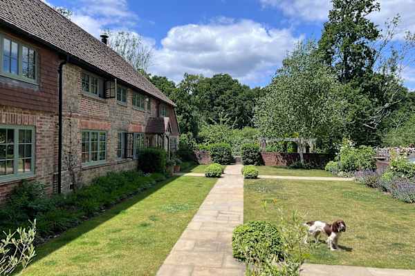 House sit in Lodsworth, United Kingdom