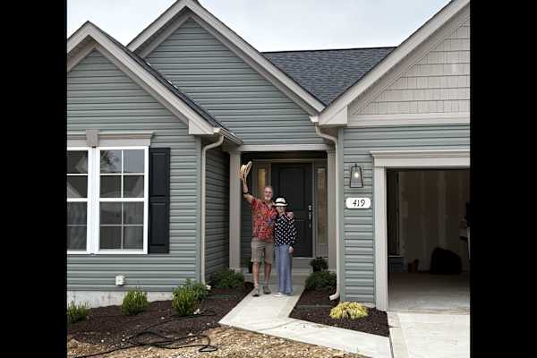 House sit in Washington, MO, US