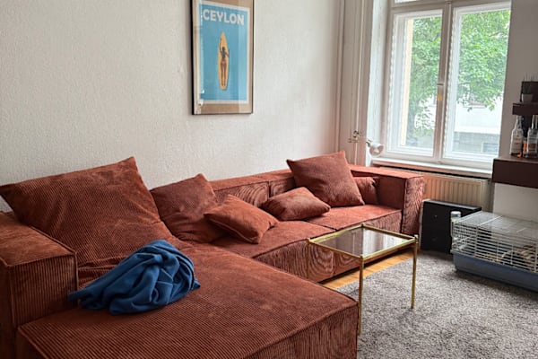 House sit in Berlin, Germany