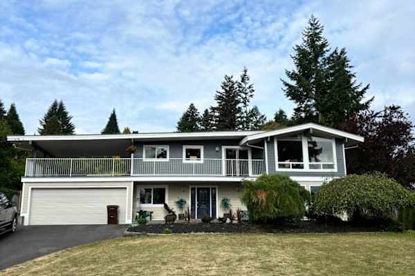 House sit in North Saanich, BC, Canada