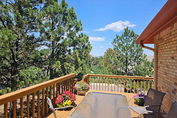 House sit in Colorado Springs, CO, US