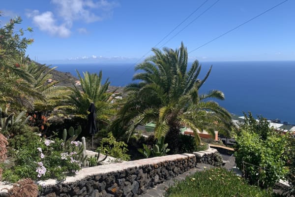 House sit in Fuencaliente de la Palma, Spain