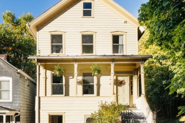 House sit in Rhinecliff, NY, US