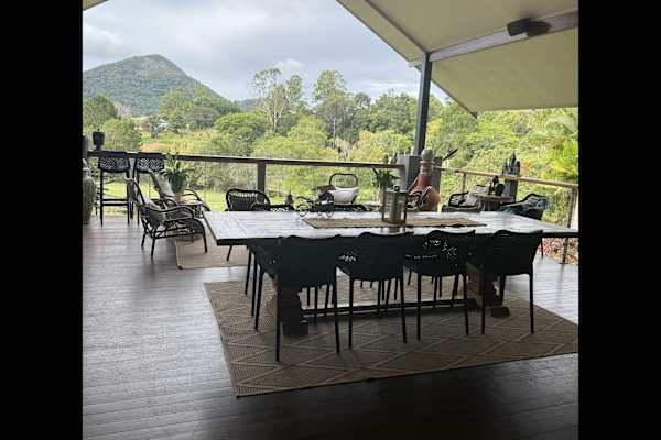 House sit in Cooroy Mountain, QLD, Australia