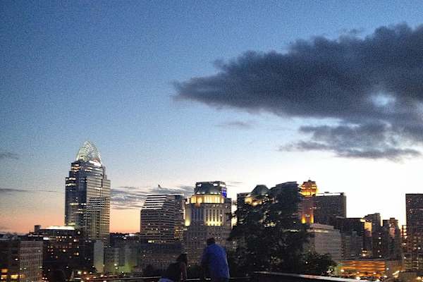 House sit in Cincinnati, OH, US