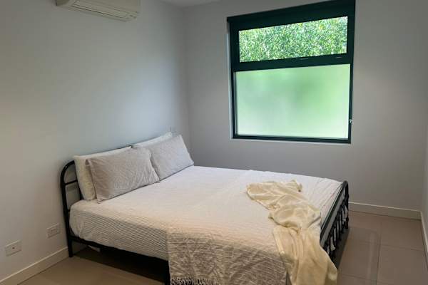 House sit in Melbourne, VIC, Australia