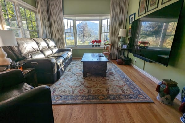 House sit in Kentfield, CA, US